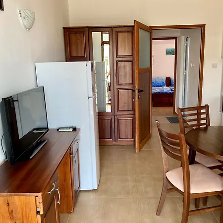 Eleonora Guest house